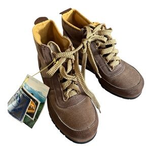 Rocky Brown Gore Tex Vibram Vintage Hiking Boots Womens 6 Heritage Gorpcore NWT